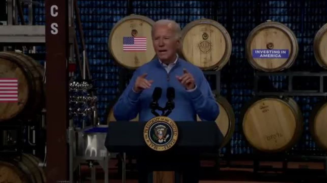 Biden Tells Crowd 2024 is 'last year' of His Administration
