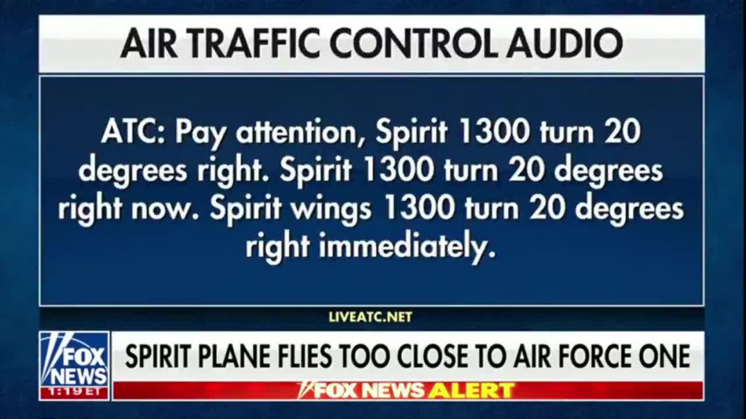 ⁣Air Traffic Controller Warns Pilots After Close Call with Air Force One: 'Get Off the iPad'